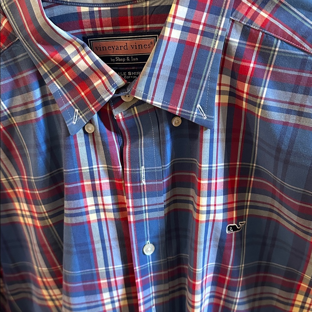 Vineyard Vines Button Down - image 2